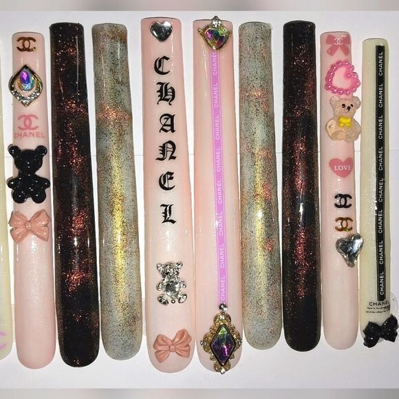 Hand crafted custom 5XL long acrylic press on nails sz Medium - Picture 4 of 8